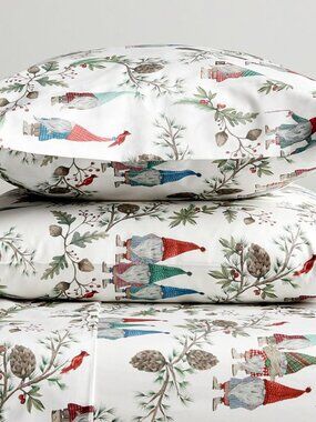 Pottery Barn Forest Gnome Organic Percale Sheet Set, Queen with 6 pillowcase
